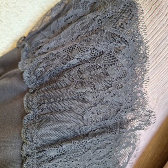 LOGO by Lori Goldstein Dress Knee Length Lace Hem Black SzXL Knit Flawless - Picture 2 of 10